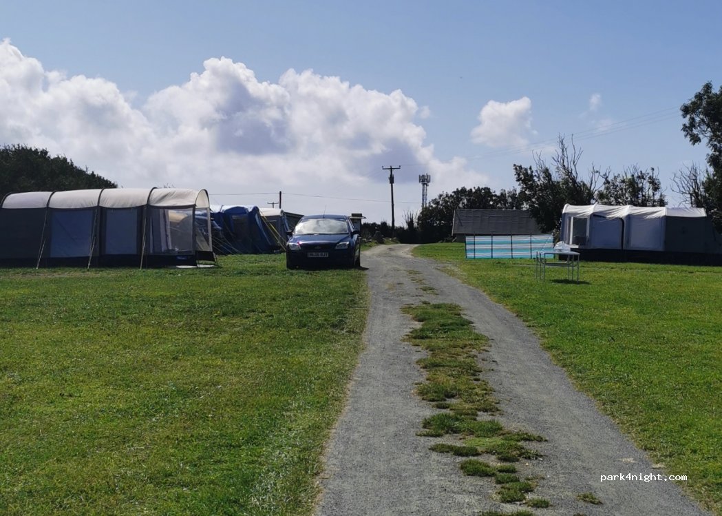 Coverack Camping at Penmarth Farm Campsite — foto 4