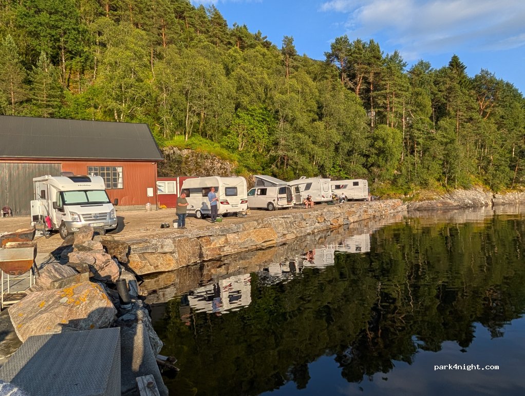 Matland Fjordcamp — foto