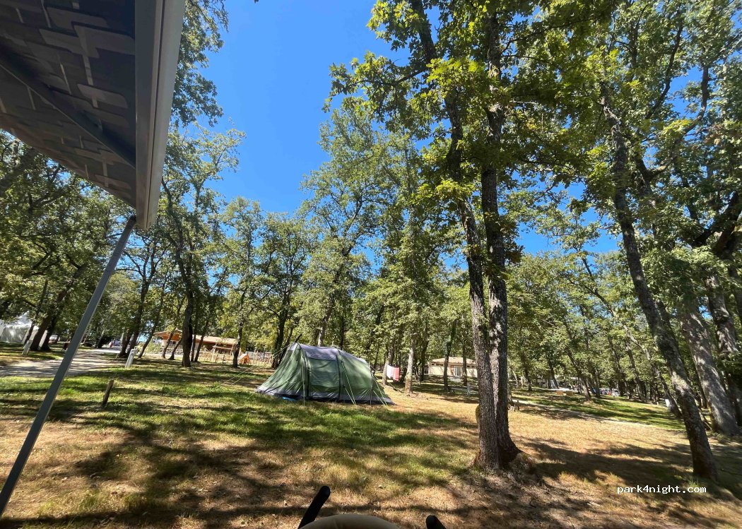 Camping du Lac de Neufont — foto 4