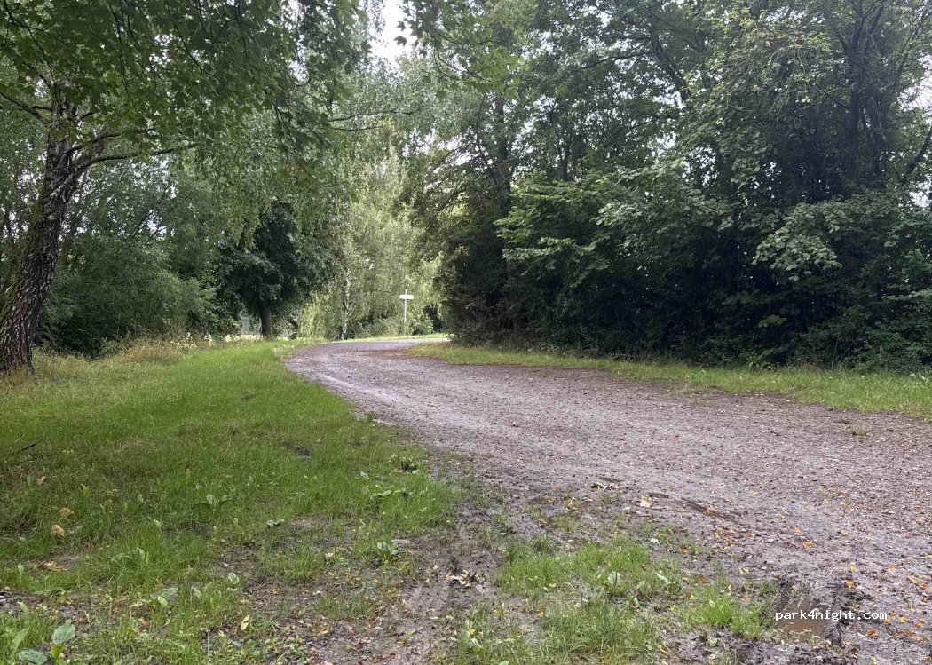 (97340) Martinsheim - 10 Gnötzheimer Straße — foto 2