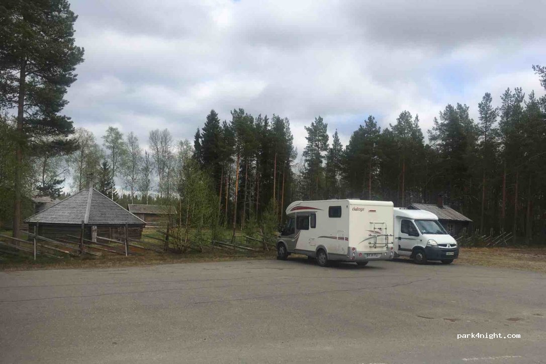 (99600)  - 17 Hampputörmäntie — foto