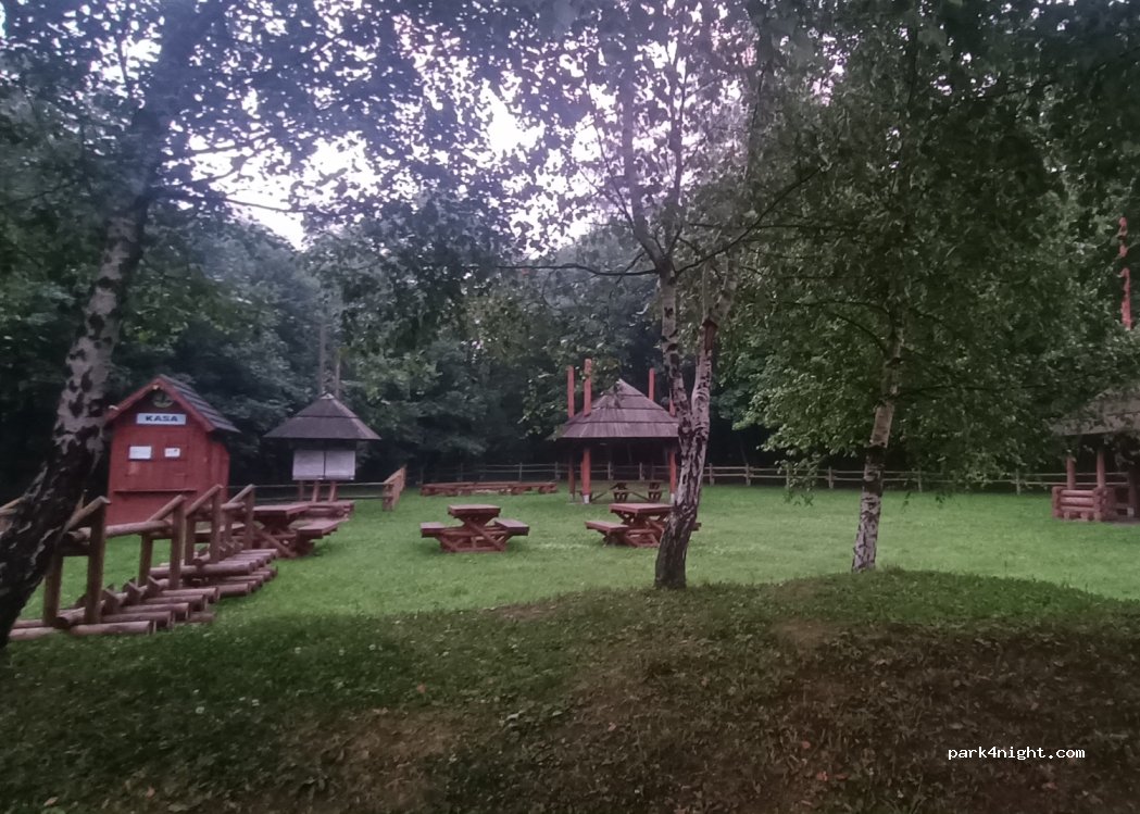 (38-222) Folusz - Unnamed Road — foto 4