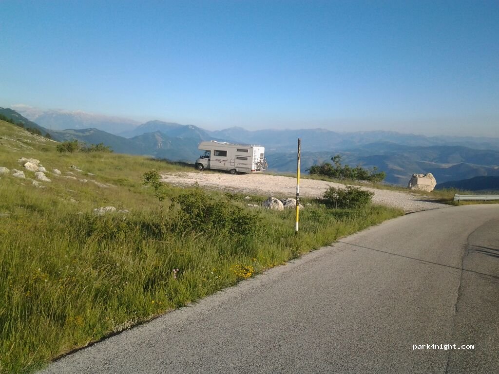 (67025) Ofena - Strada Statale 17bis — foto
