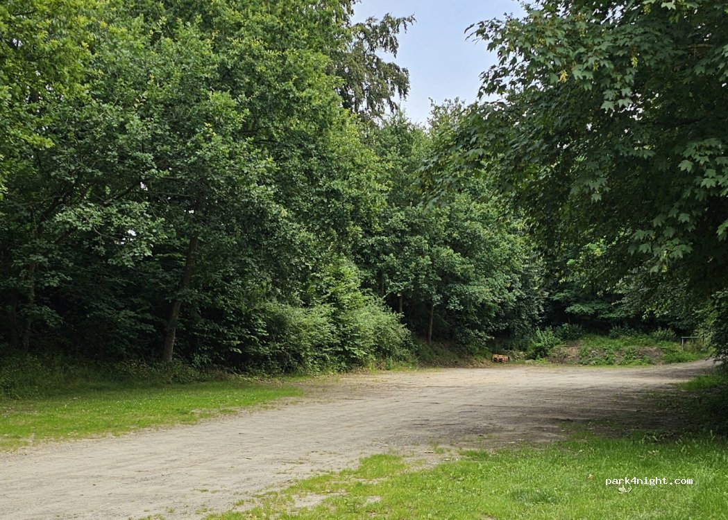 Wohnmobilstellplatz am Freizeitbad in Albersdorf/Holstein — foto 2