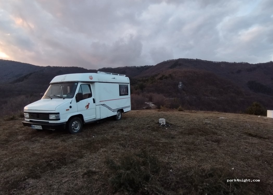 (10457) Stari Grad Žumberački - — foto