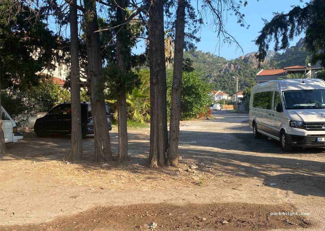 (48700) Marmaris - 5 300. Sokak — foto