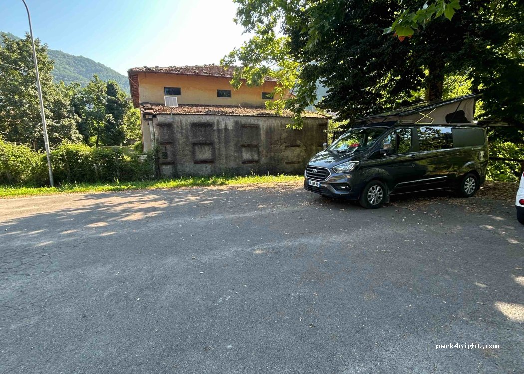 (55022) Bagni di Lucca - 191 Strada Provinciale 18 — foto