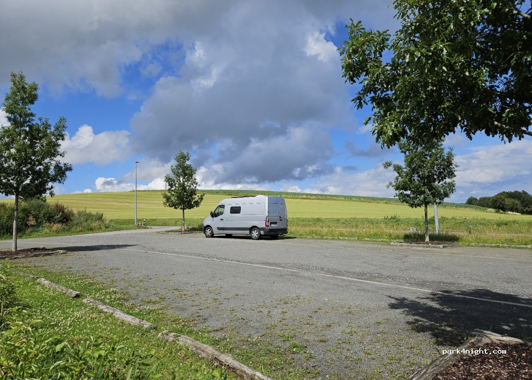 (9462) Pëtscht - 10 Veinerstrooss — foto