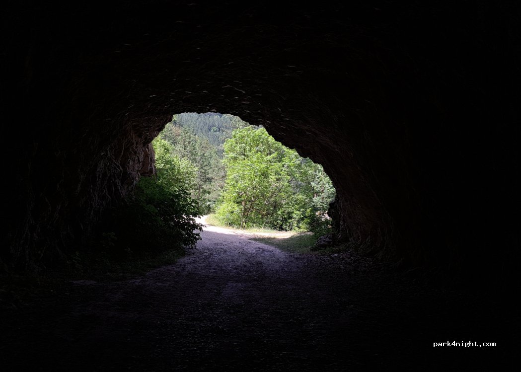 (2465) Lomnitsa - Unnamed Road — foto 2