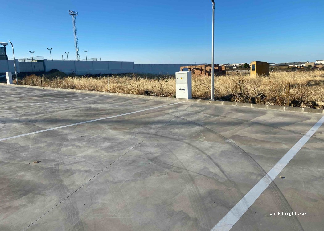 Área Autocaravans Villanueva de los Castillejos — foto 3