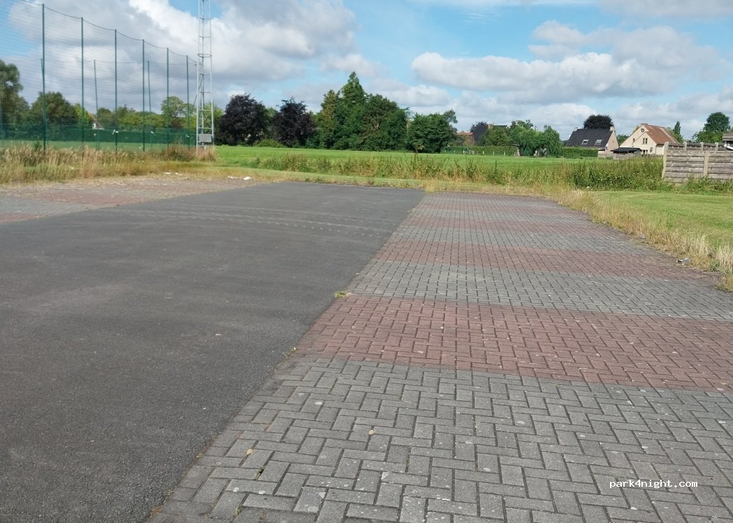 (7711) Mouscron - 163 Boulevard des Alliés — foto 2