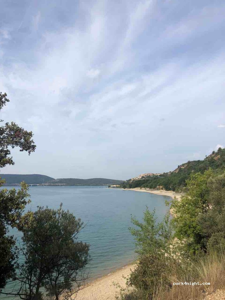(04500) Sainte-Croix-du-Verdon - Unnamed Road — foto 2