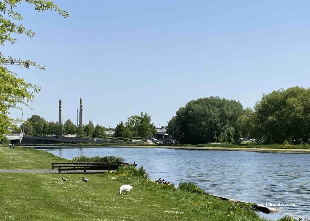 (02100) Saint-Quentin - 34 Quai Gayant — foto 4