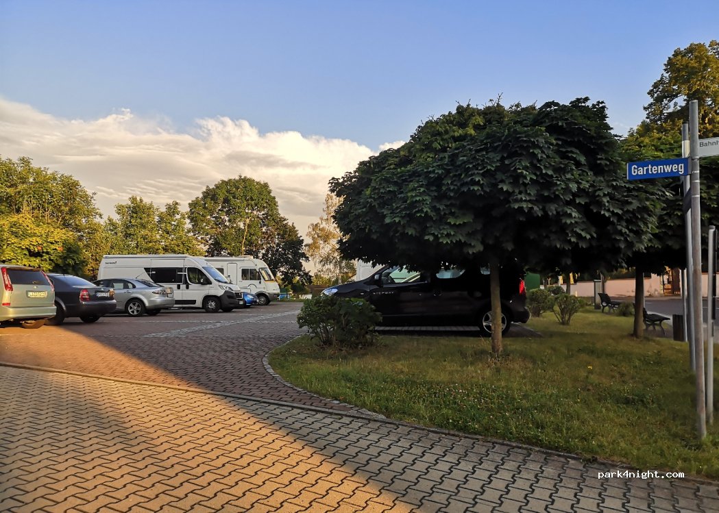 (04565) Regis-Breitingen - 9 Straße des Friedens — foto