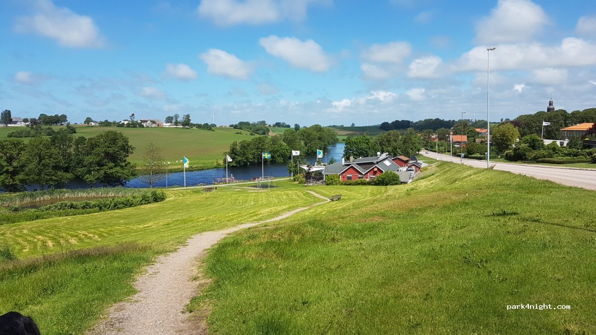 (312 30) Laholm - 10 Lagavägen — foto 3