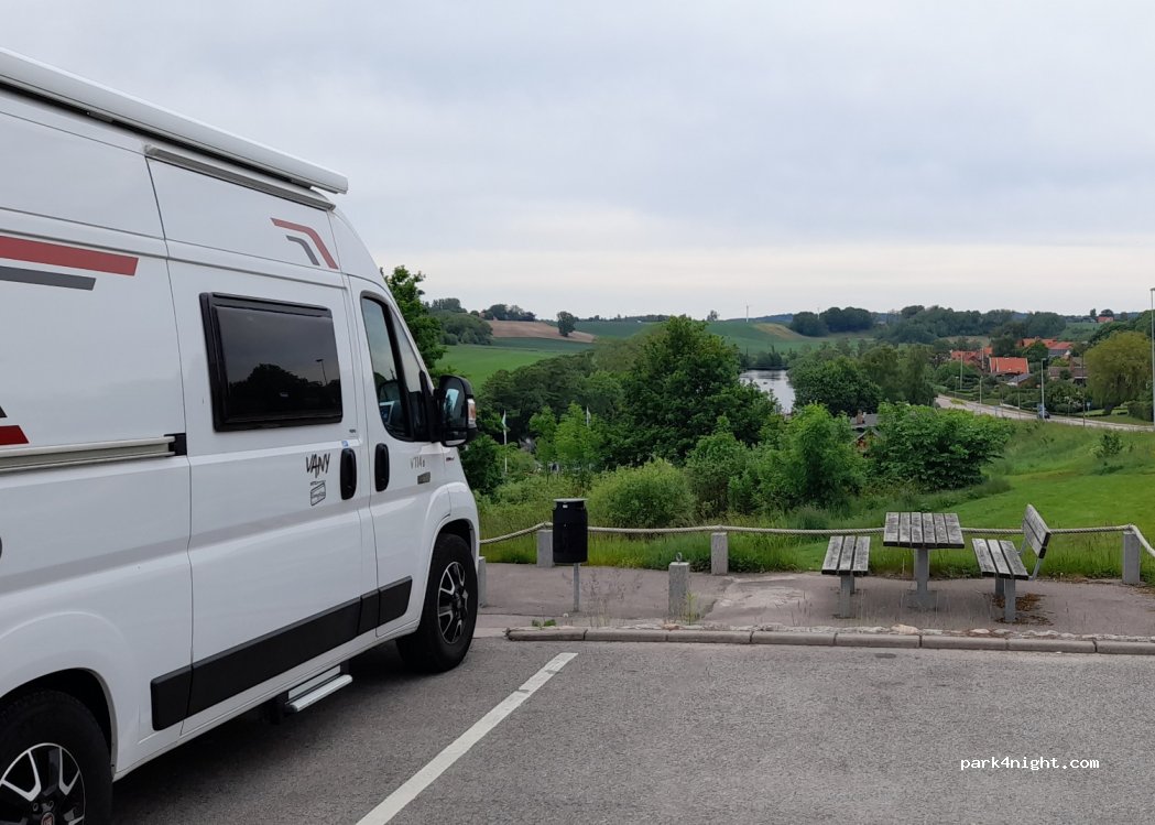 (312 30) Laholm - 10 Lagavägen — foto 4