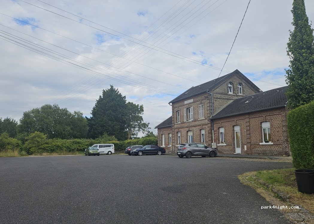 (80520) Woincourt - 6 Place de la Gare — foto