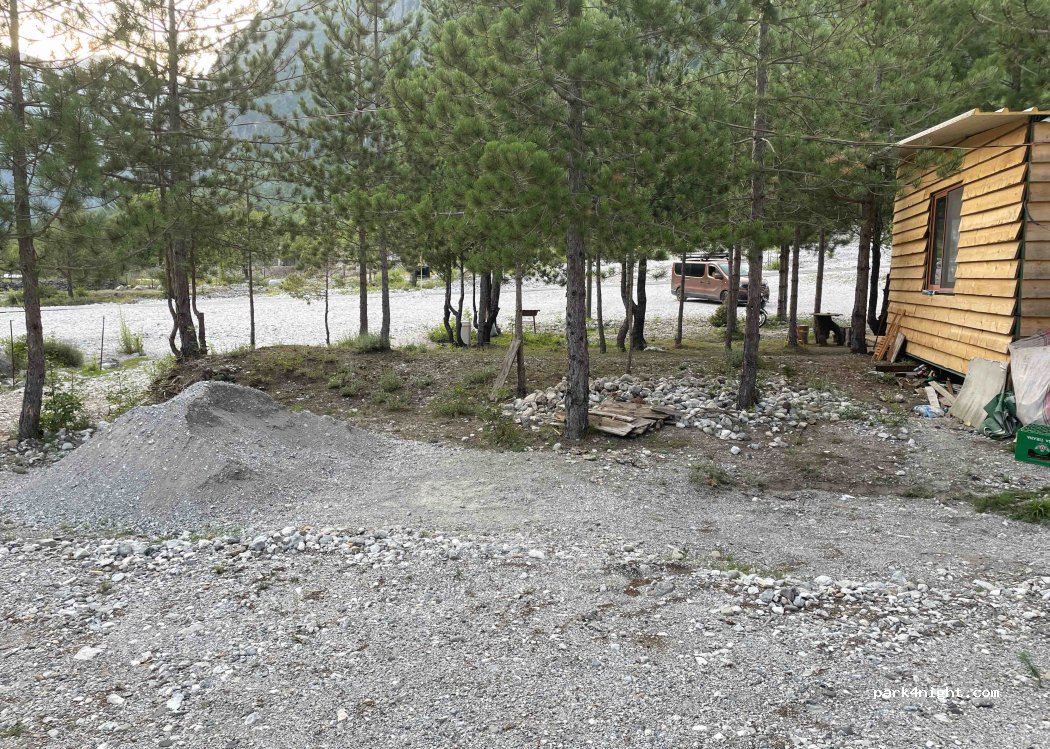 Camping Nderlysaj BJ — foto
