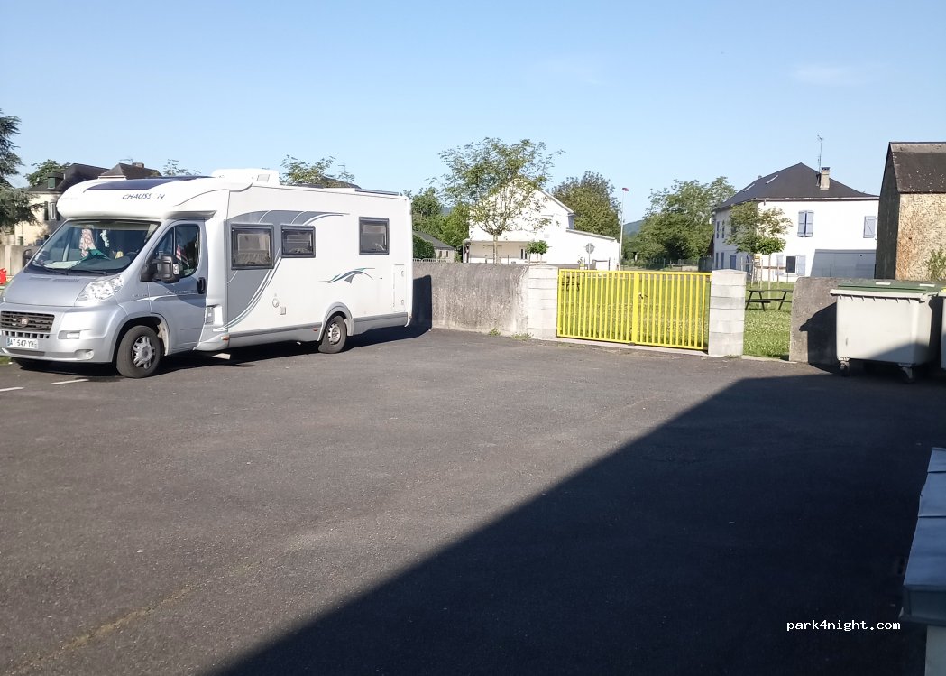 (64400) Gurmençon - 1 Rue du Fronton — foto 4
