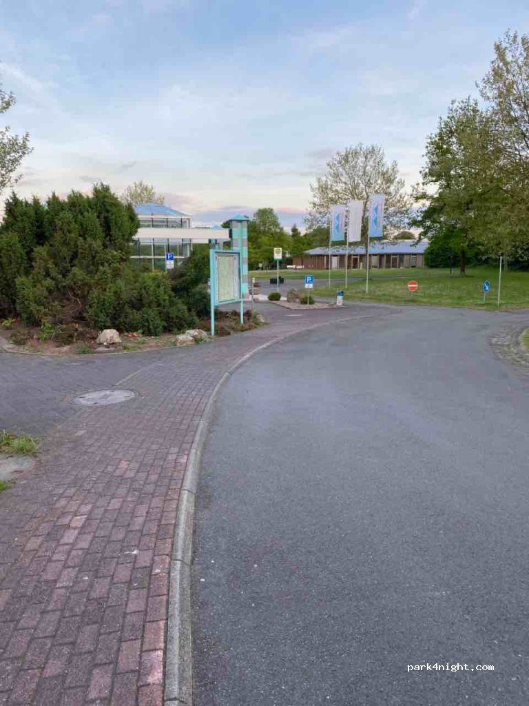 Wohnmobilstellplatz Bad Driburg, Driburg-Therme — foto 2