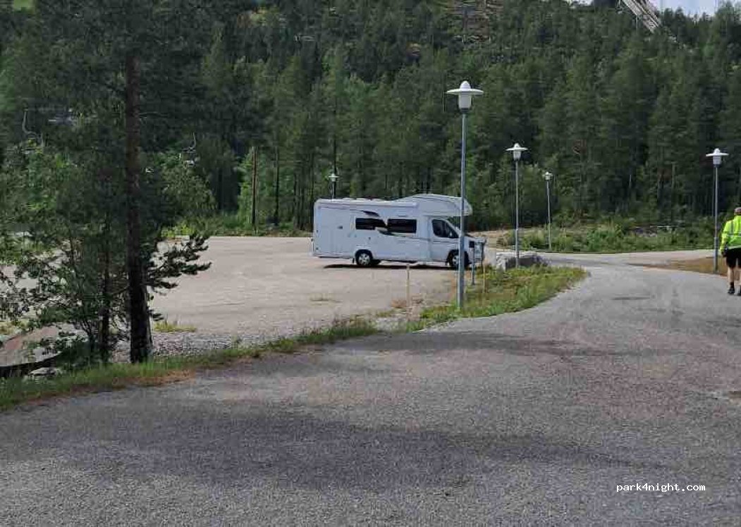 (891 31) Örnsköldsvik - Kusthöjden 17 — foto