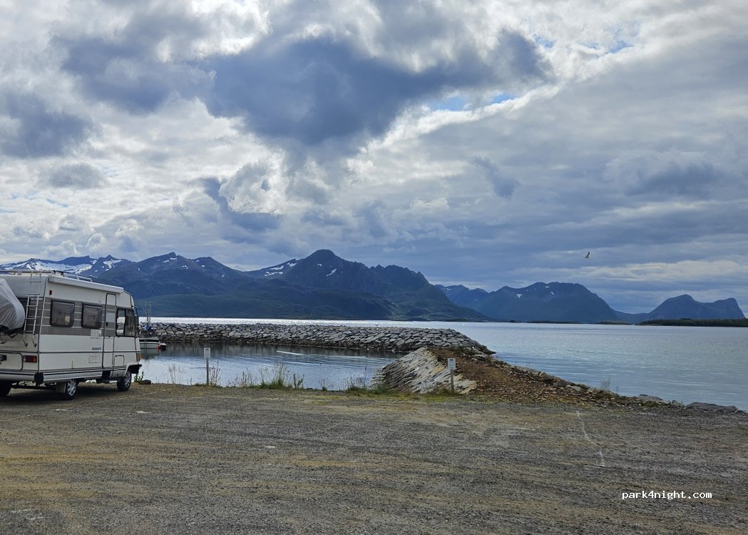(9385) Skaland - 1450 Sekundær Fylkesveg 251 — foto 3