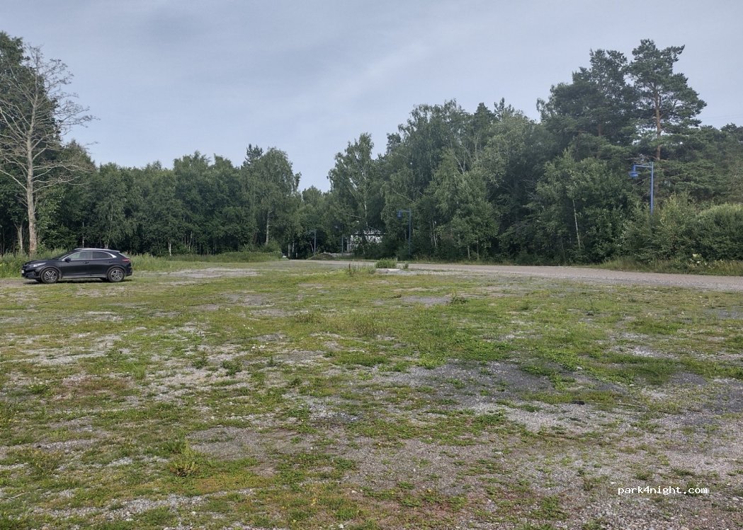 (23500) Uusikaupunki - 4 Takilatie — foto