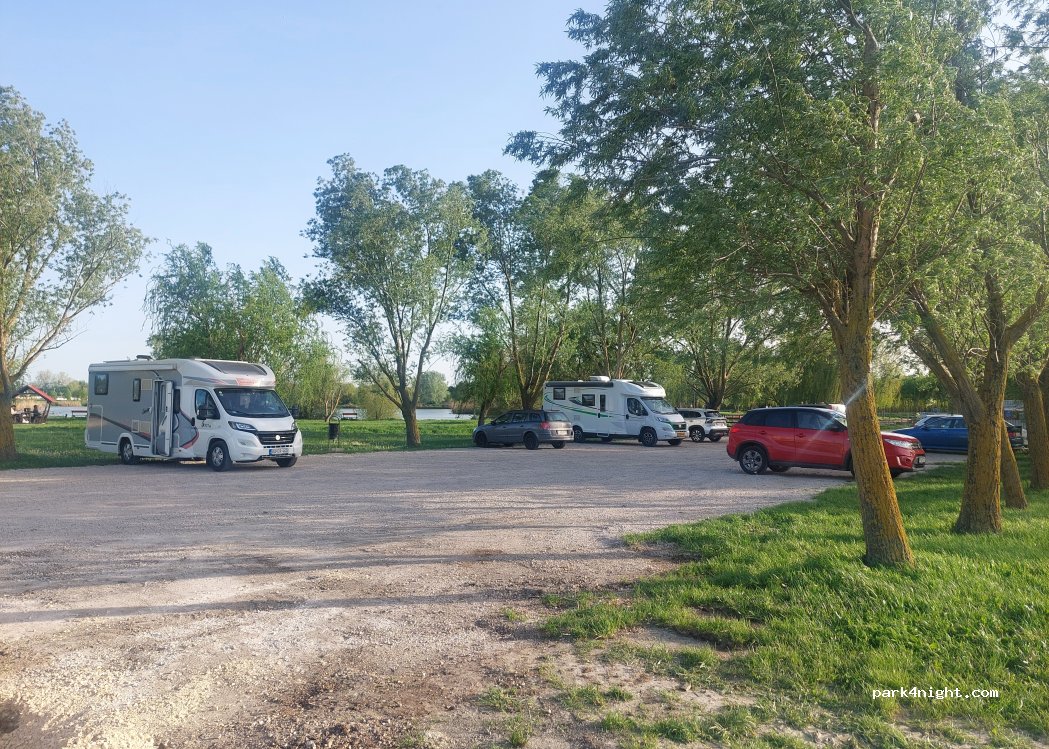 (8000) Székesfehérvár - Unnamed Road — foto 5