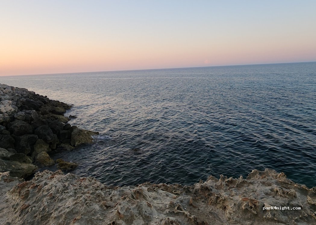 (73026) Roca Vecchia - 24 Via Giacomo Puccini — foto