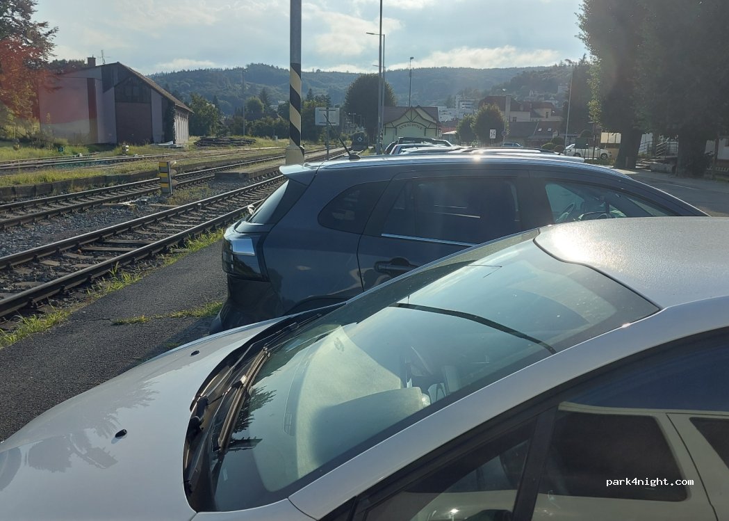 (763 26) Luhačovice - Nádražní — foto
