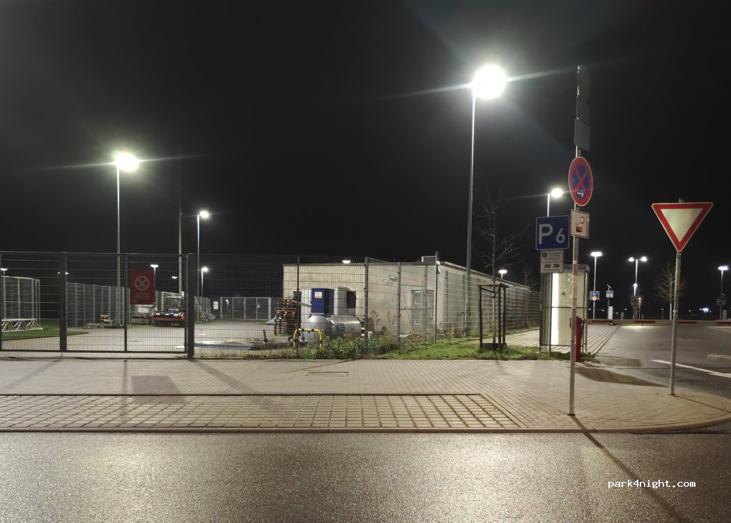 (79108) Freiburg im Breisgau - Achim-Stacker-Strasse — foto 2