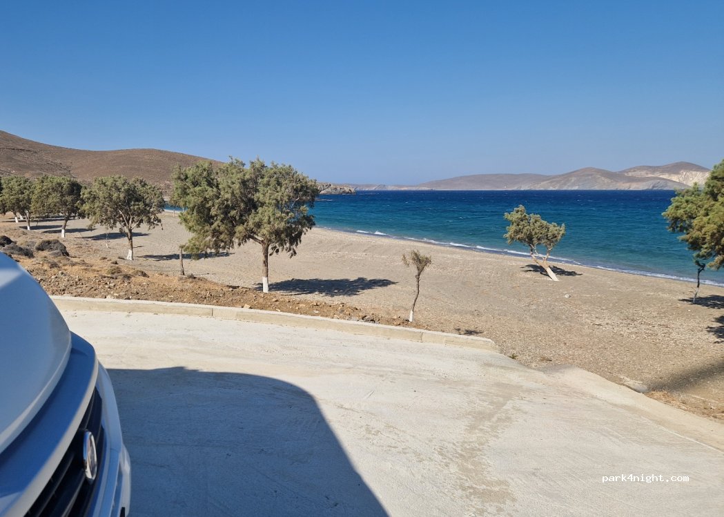 (821 04) Psara - Unnamed Road — foto