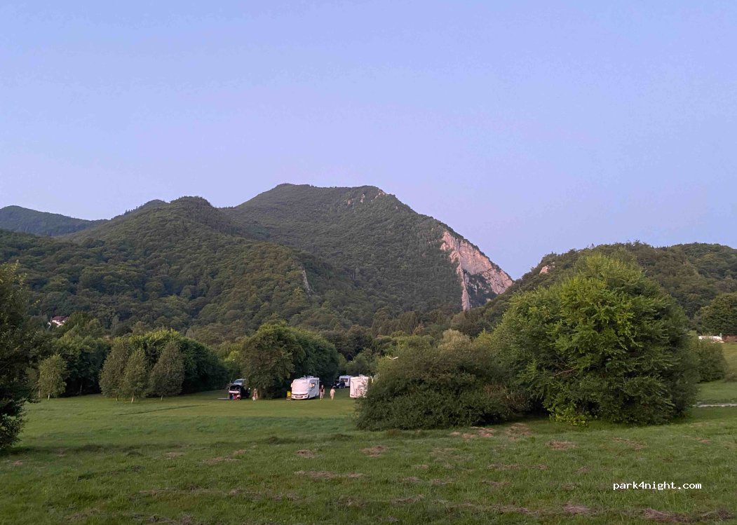 Cheile Râșnoavei Camping — foto 3