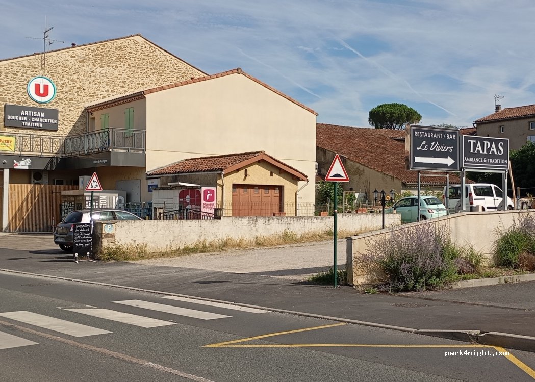 (81290) Viviers-lès-Montagnes - 7 Place de la Pénavarié — foto 2
