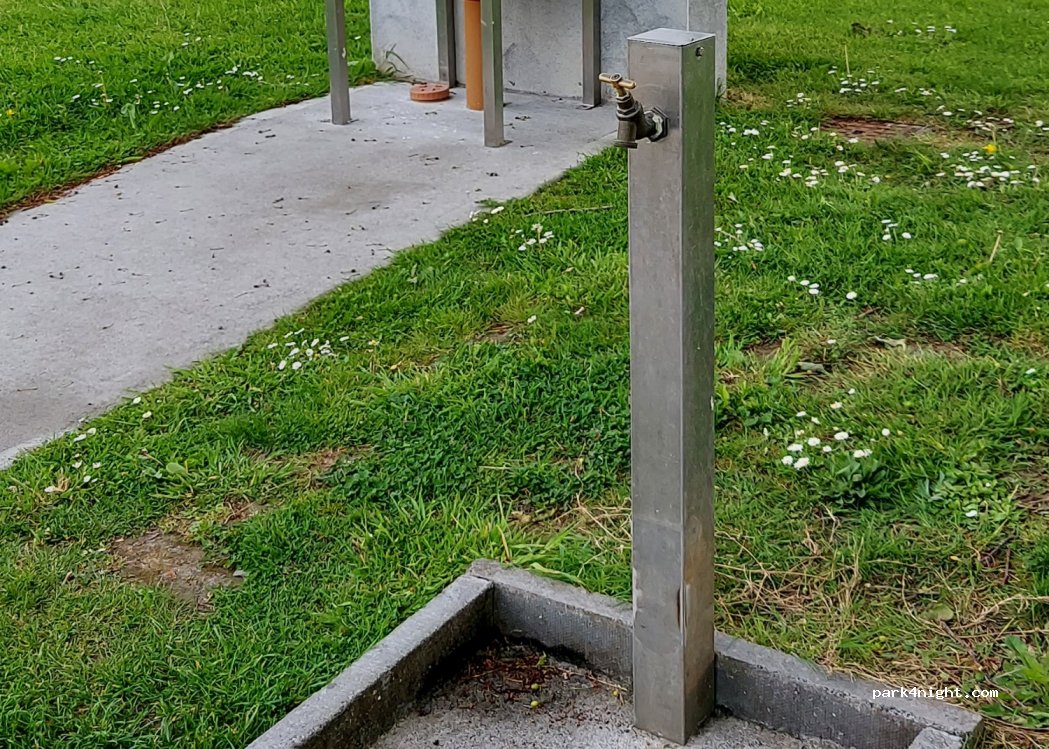 Portumna motorhome park — foto 2