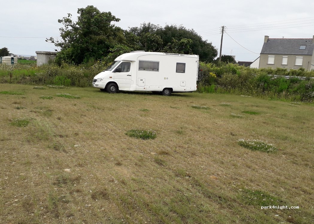 (29710) Pouldreuzic - 372 Kervet D’Allae — foto 2