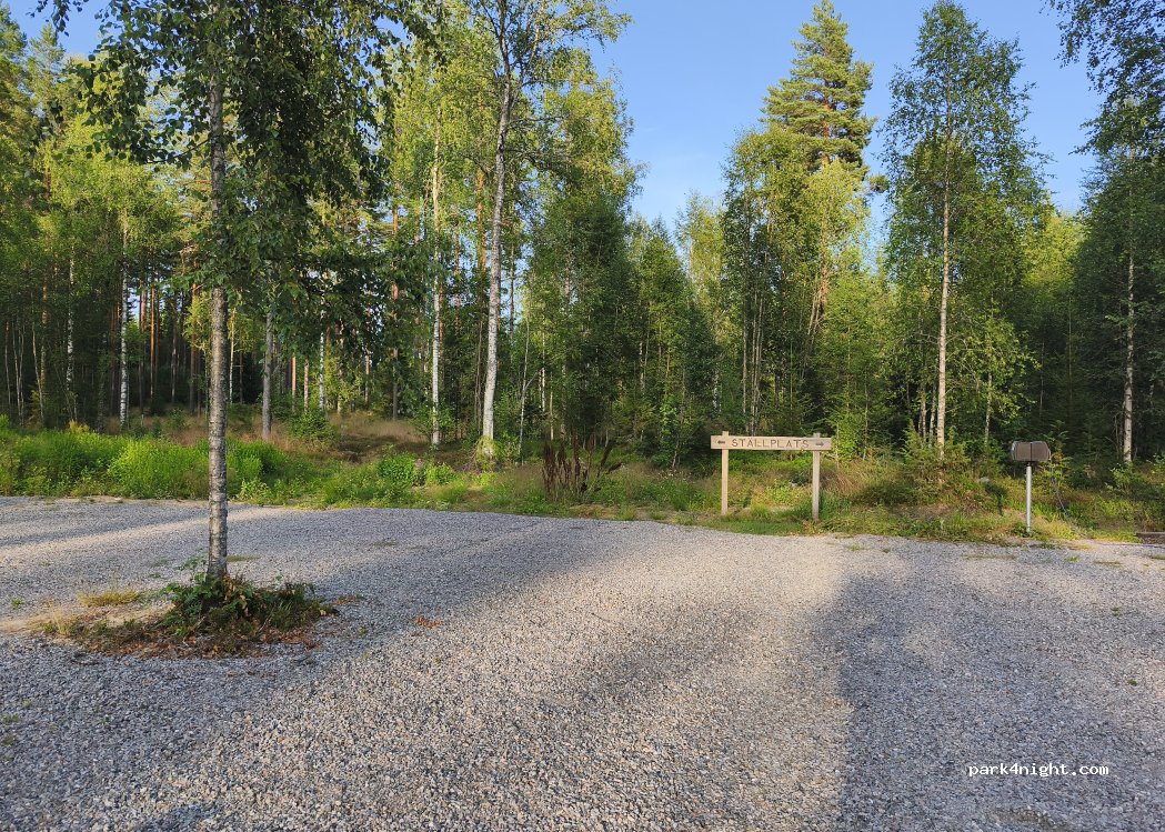 Ställplats Treens Natur&Fiskecamp — foto