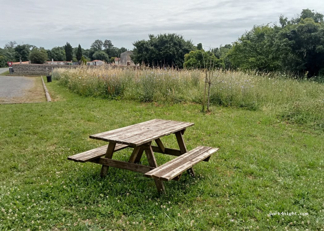 (17380) Puy-du-Lac - 16 La Ragoterie — foto