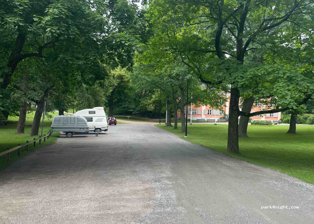 (00810) Helsinki - 1 Naurissalmenlaituri — foto