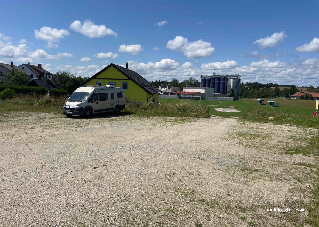 (378 53)  - 83 Nové Sídliště — foto 4