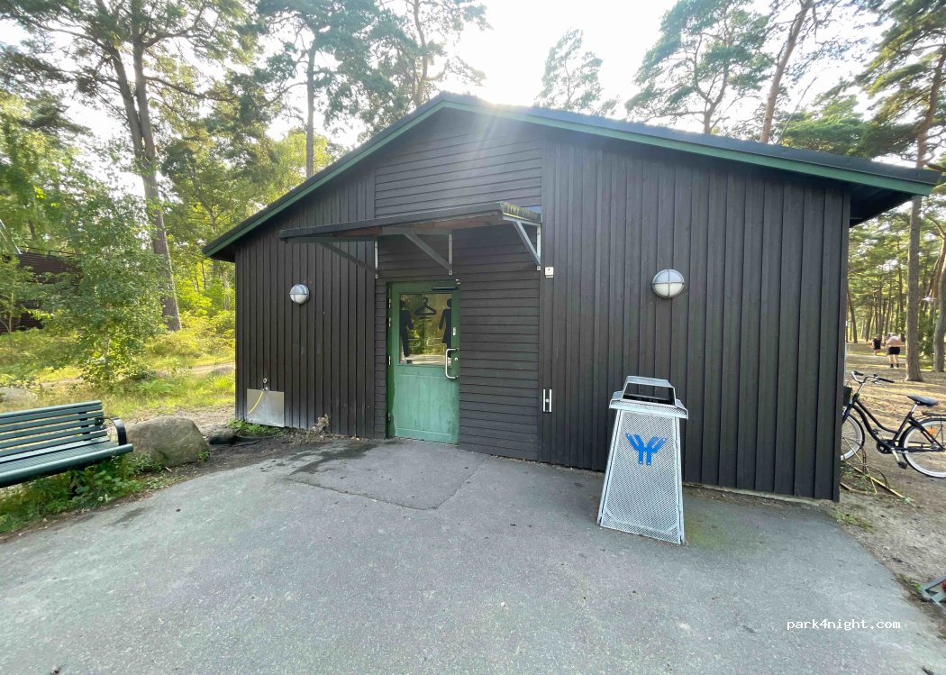 (271 60) Ystad - 37 Skvadronsvägen — foto 4