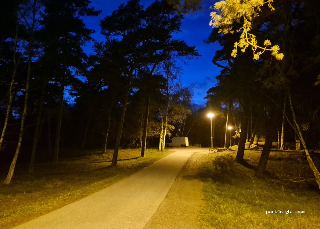 (271 60) Ystad - 37 Skvadronsvägen — foto 5