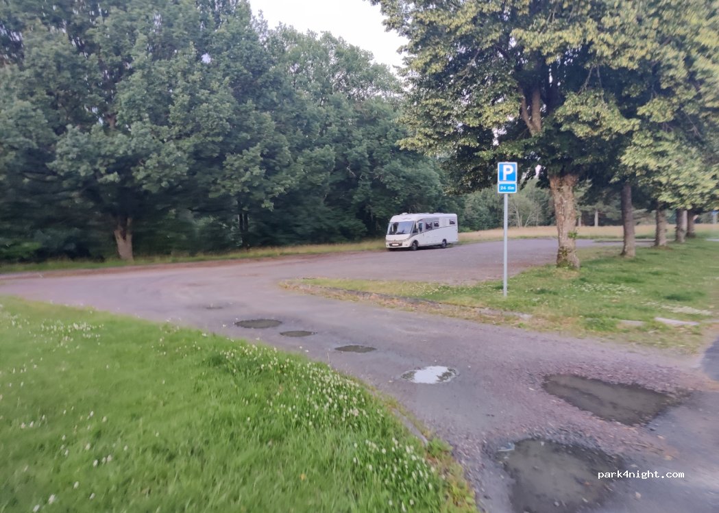 (331 33) Värnamo - 42 Brännerigatan — foto