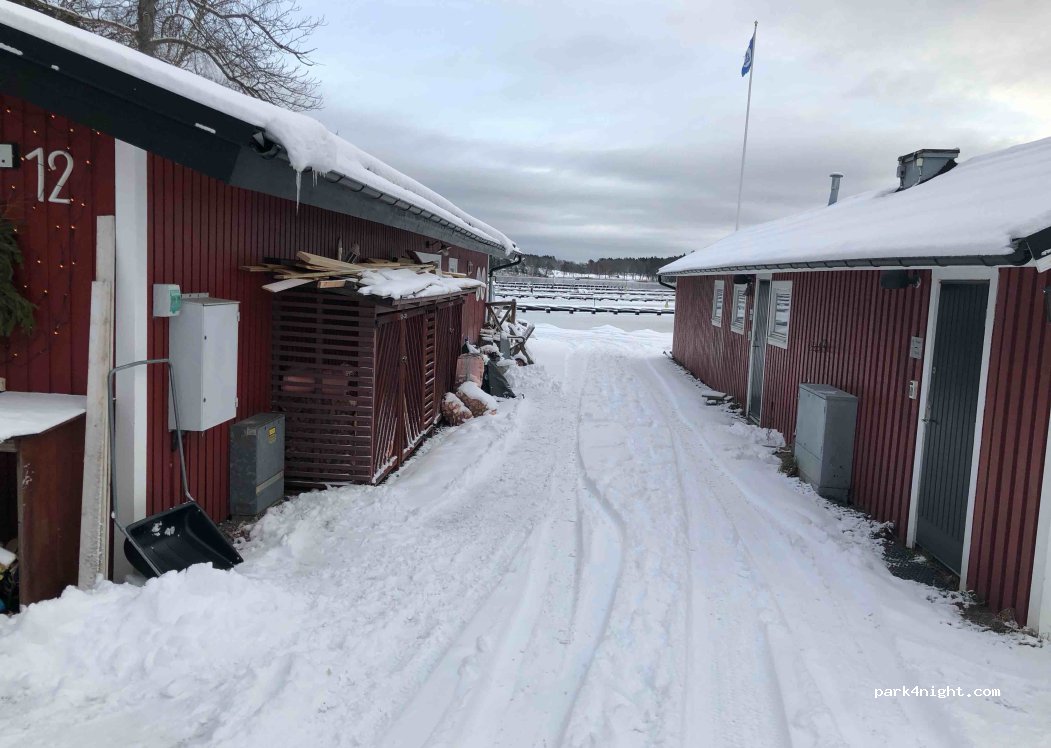 (181 47) Lidingö - 8 Bosö hamnväg — foto 4