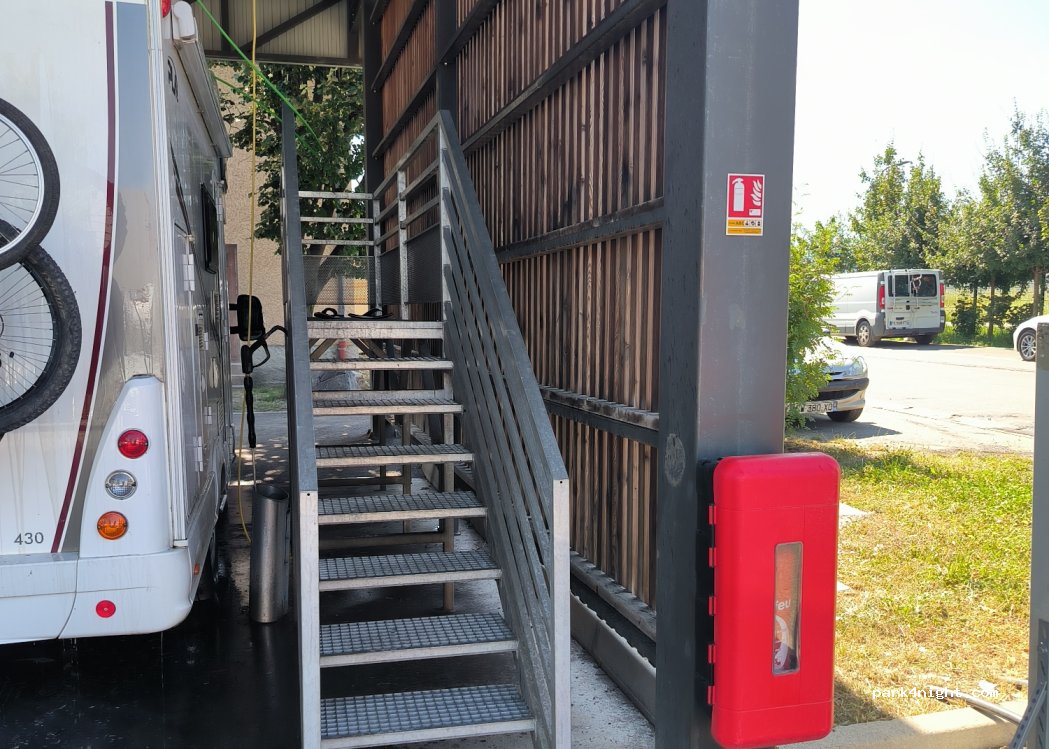 (05230) Chorges - 30 Chemin Pré Marchon — foto
