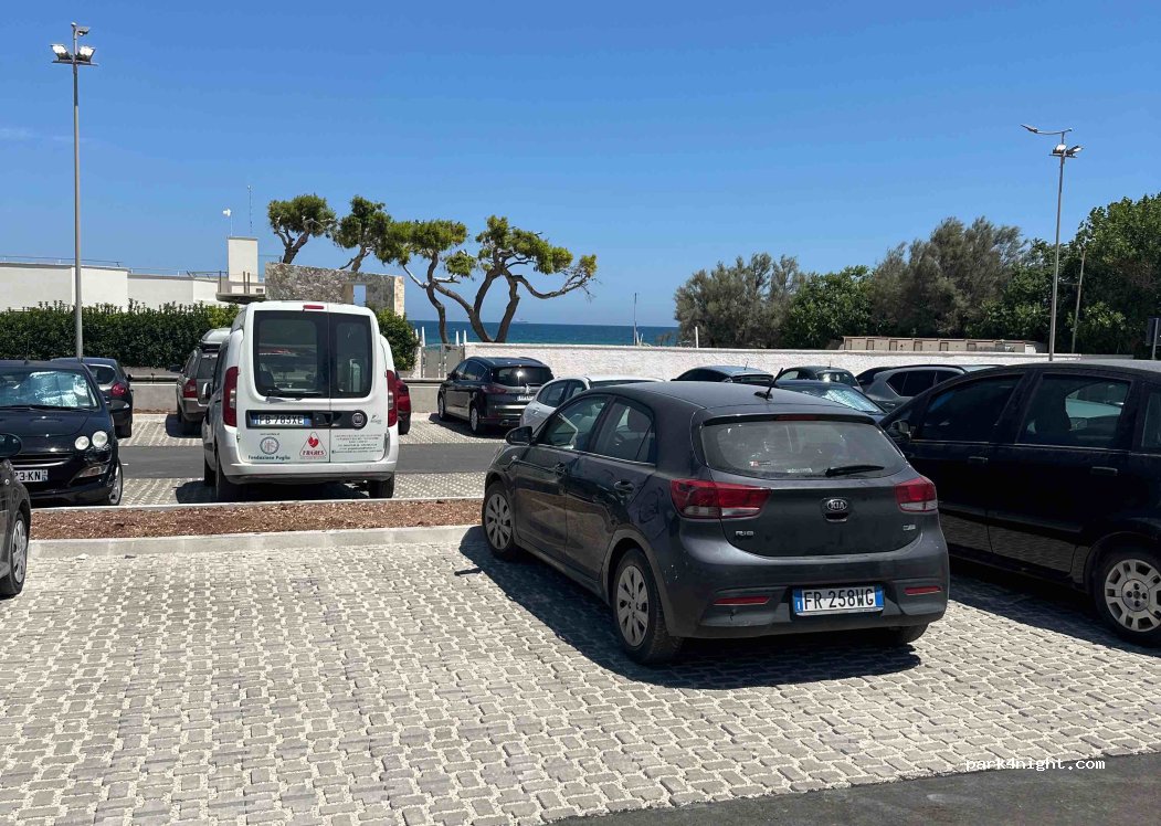 (72017) Villanova - 1 Viale dei Tamerici — foto
