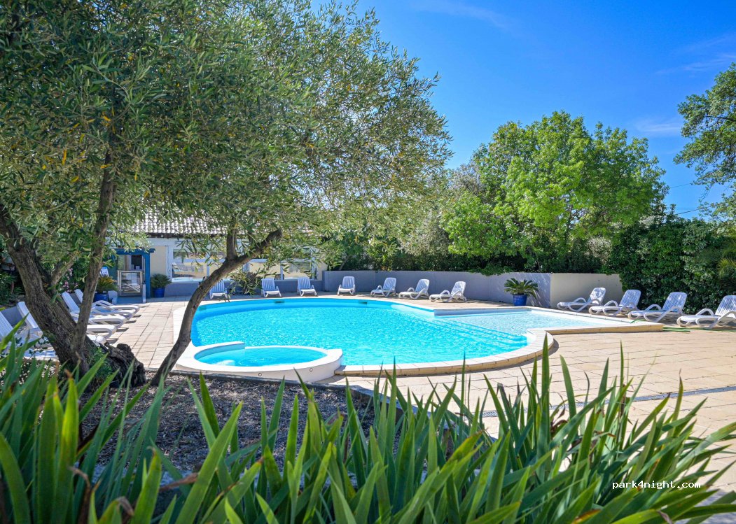 Flower Camping Le Fondespierre — foto