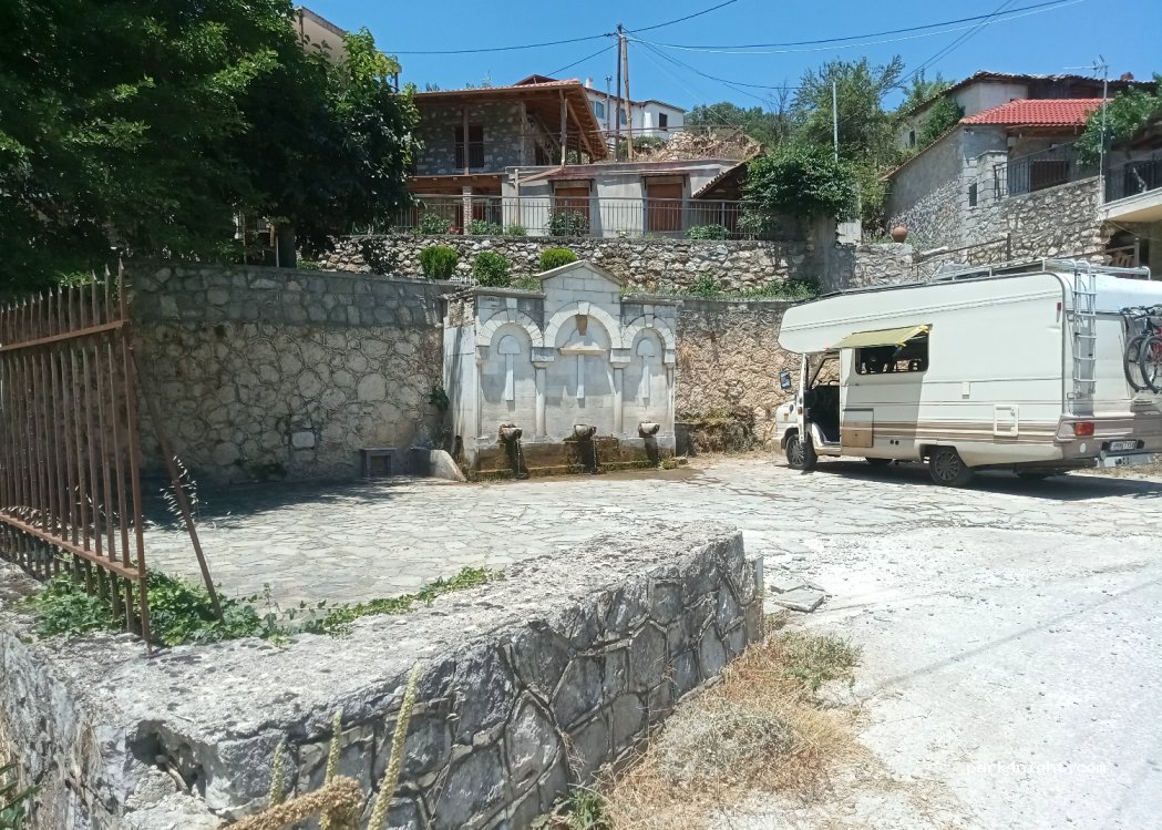 (200 16) Kastania - Eparchiaki Odos Kiatou - Vitinas — foto 2