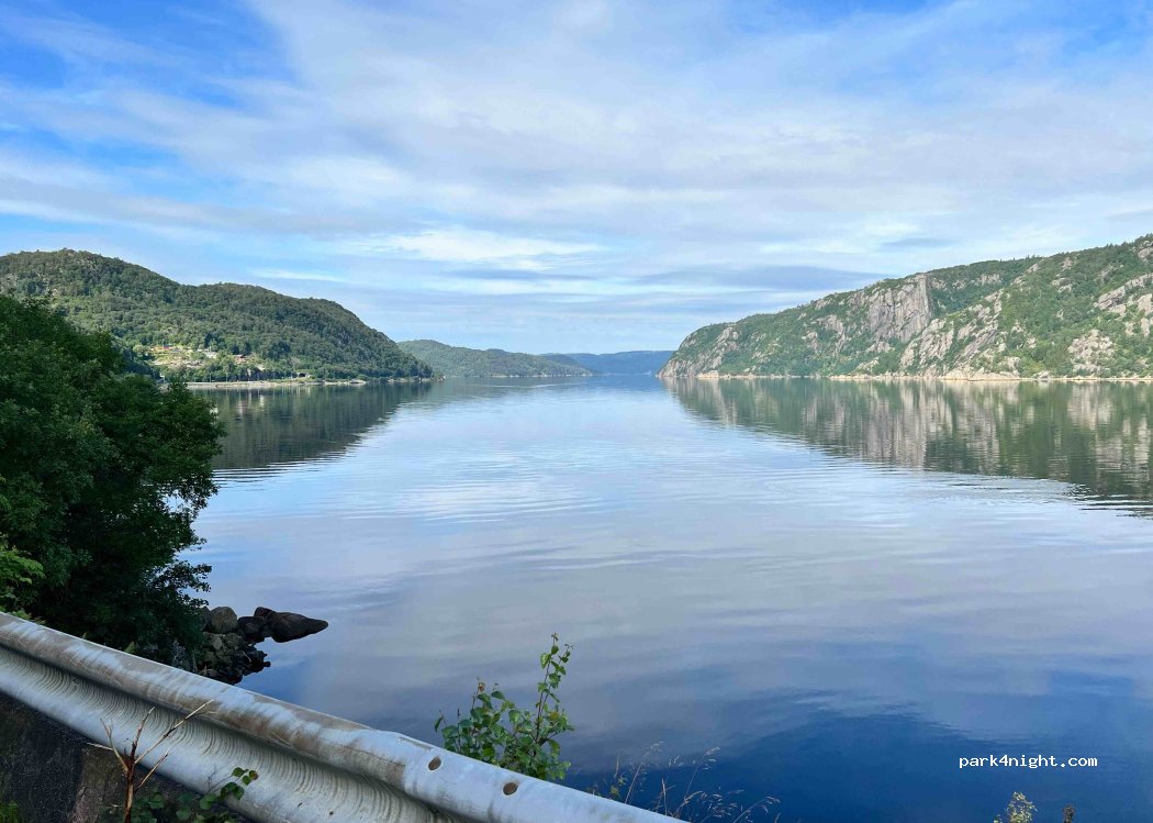 (4580) Lyngdal - Unnamed Road — foto 3