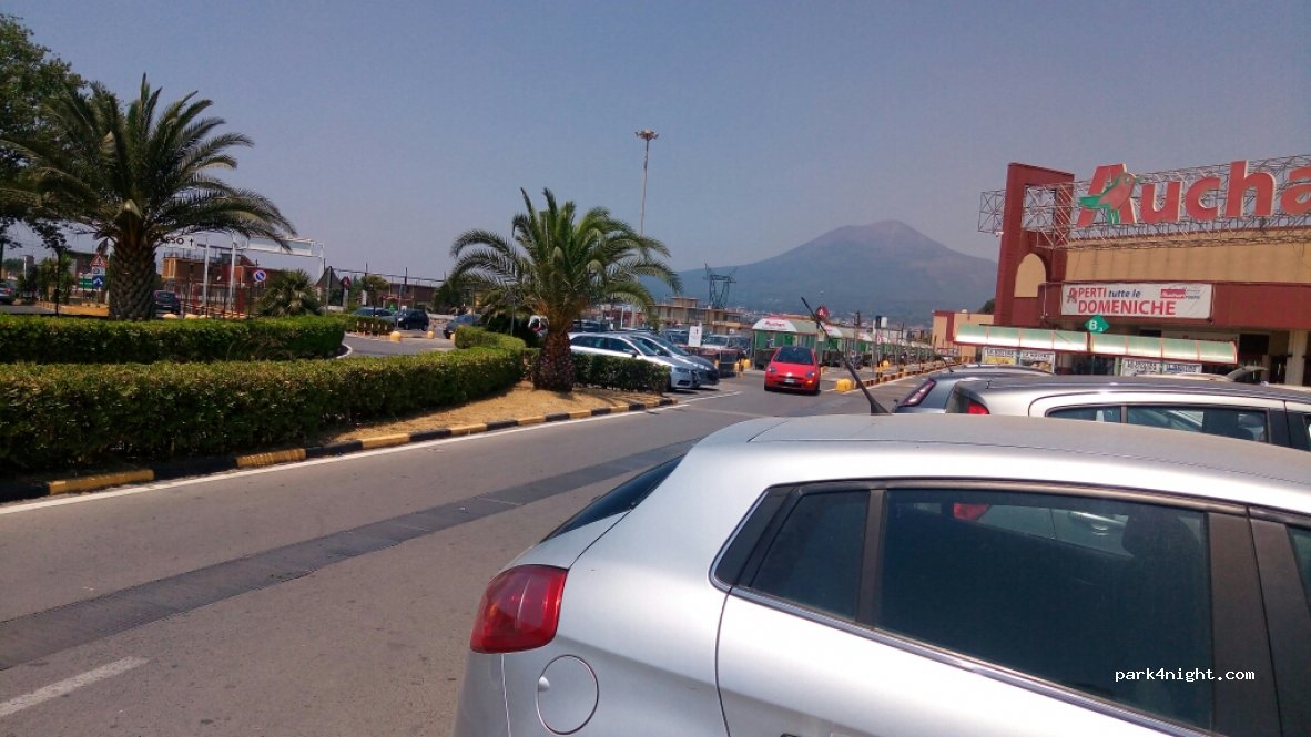 (80045) Pompei - 3 Strada Statale 145 — foto 2